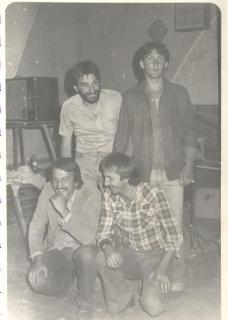 Likosi 78. Pauk i Igor(stoje), Buco i Miso